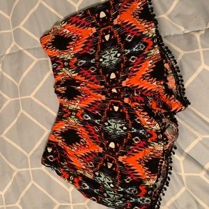 Aztec flowy shorts